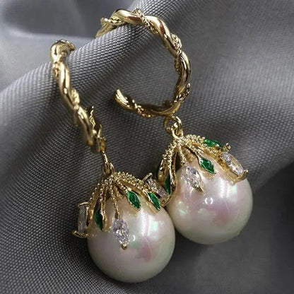 1+1 Offer: Malia Pearl Earrings + Ring Set With White and Green Opal