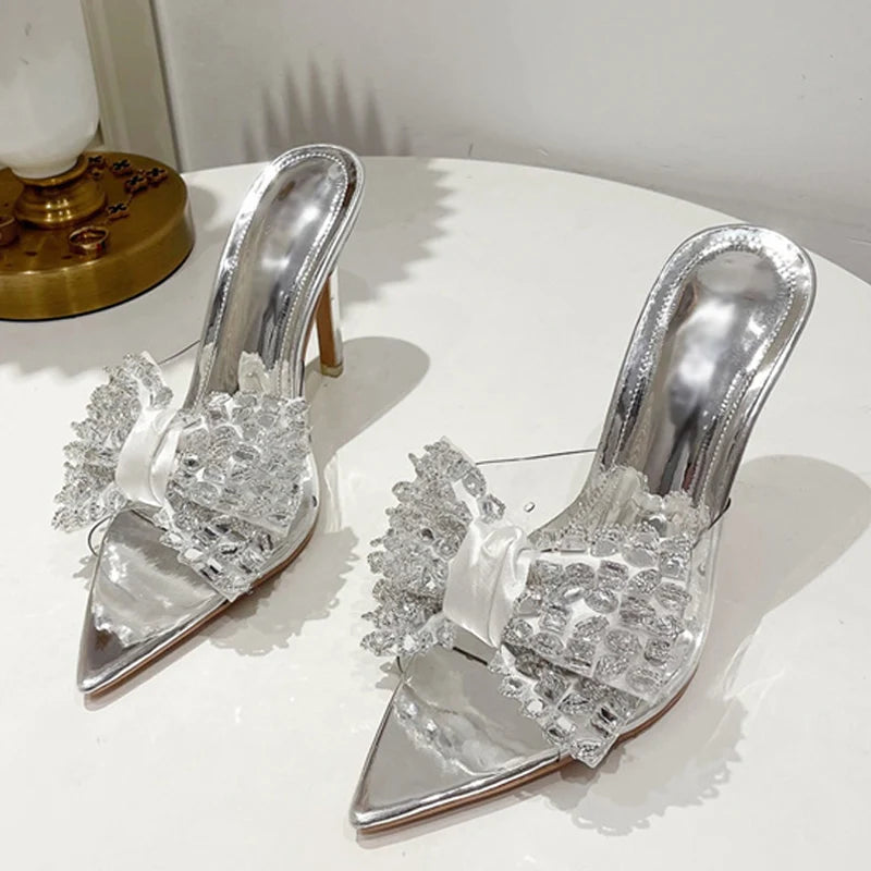 Effortlessly Elegant Heels with a Timeless Design