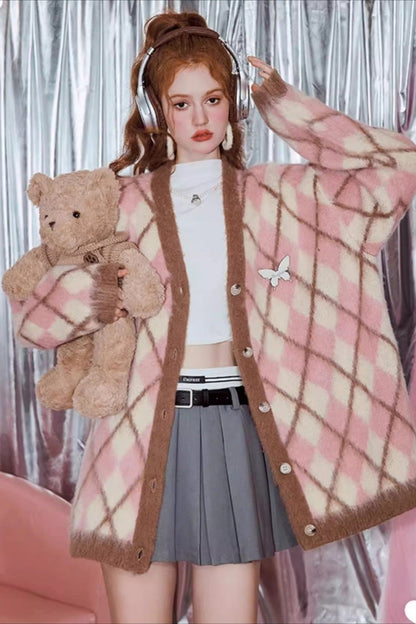 Elegantly Designed Cardigan