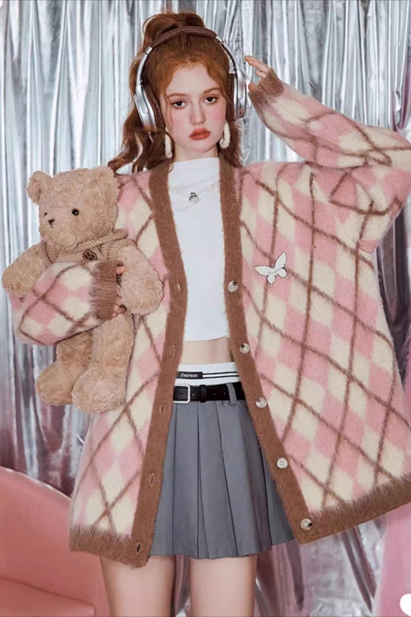 Elegantly Designed Cardigan