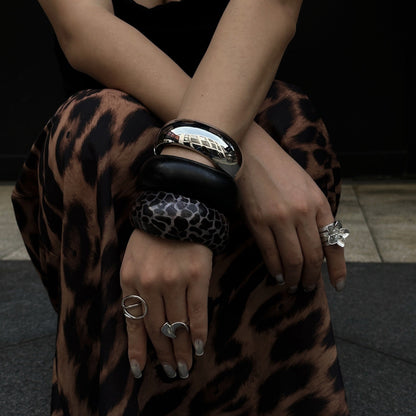 Gracefully Styled Garment for Any Occasion