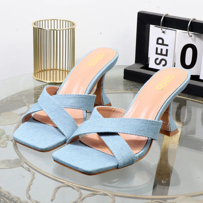 A Vintage Style Heels with Delicate Timeless Details