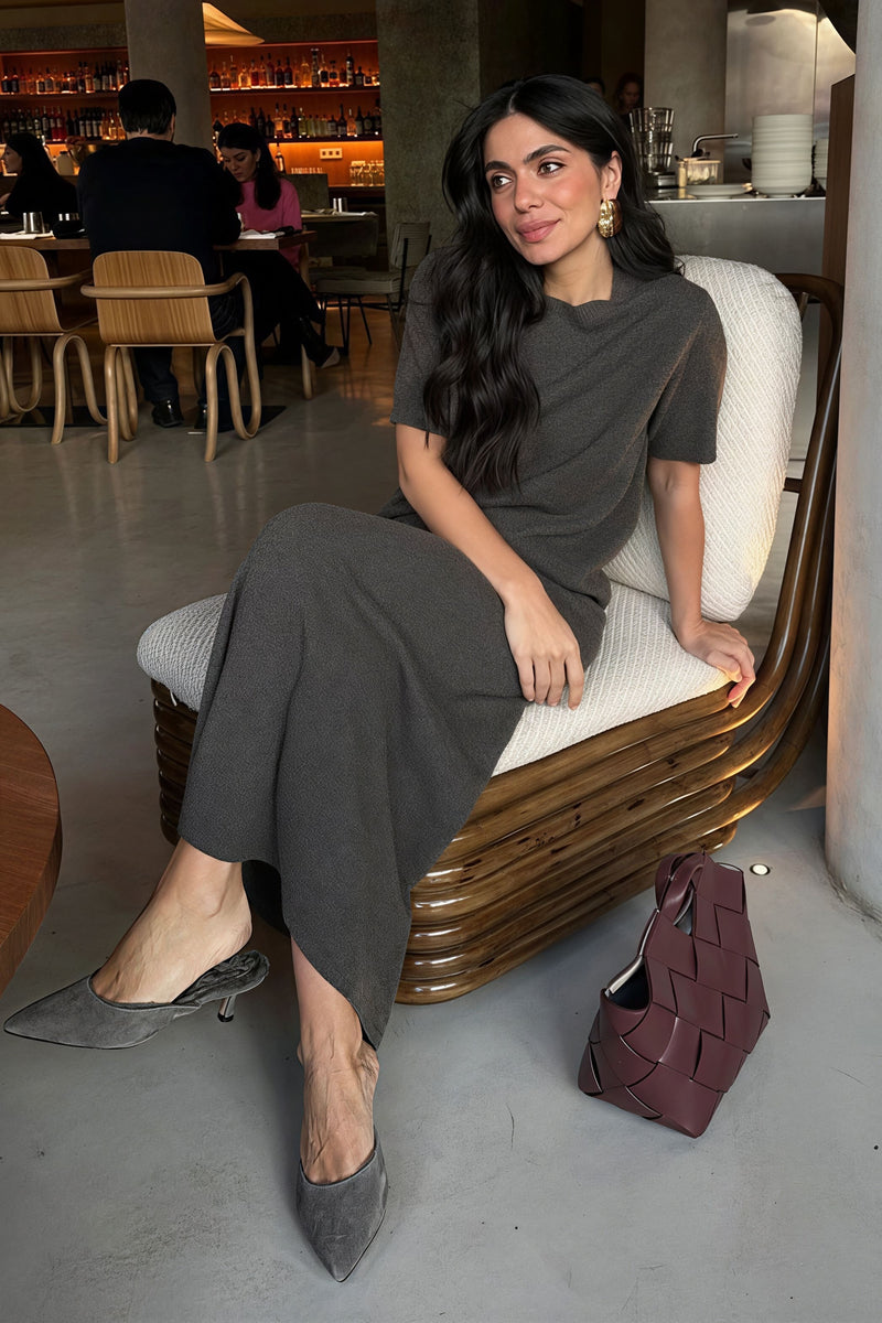 Sophisticated Garment with a Clean Classic Look