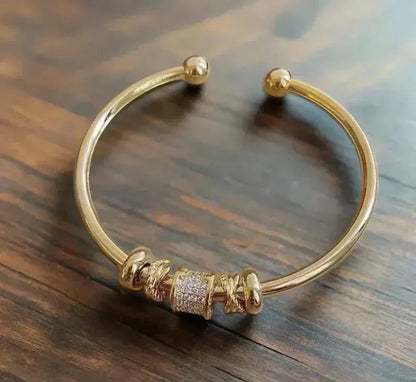 1+1 Offer: Triangular Hollow Earrings With Pearls + Adjustable Bracelet With Golden Charms