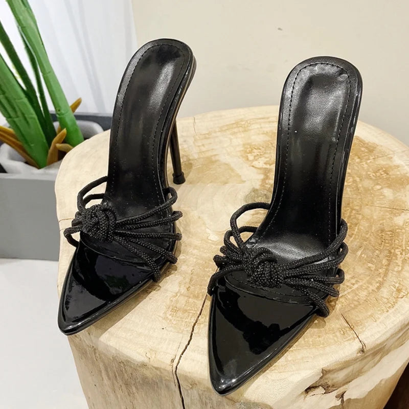 Effortlessly Elegant Heels with a Timeless Design