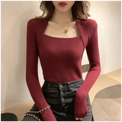Elegantly Designed Pullover