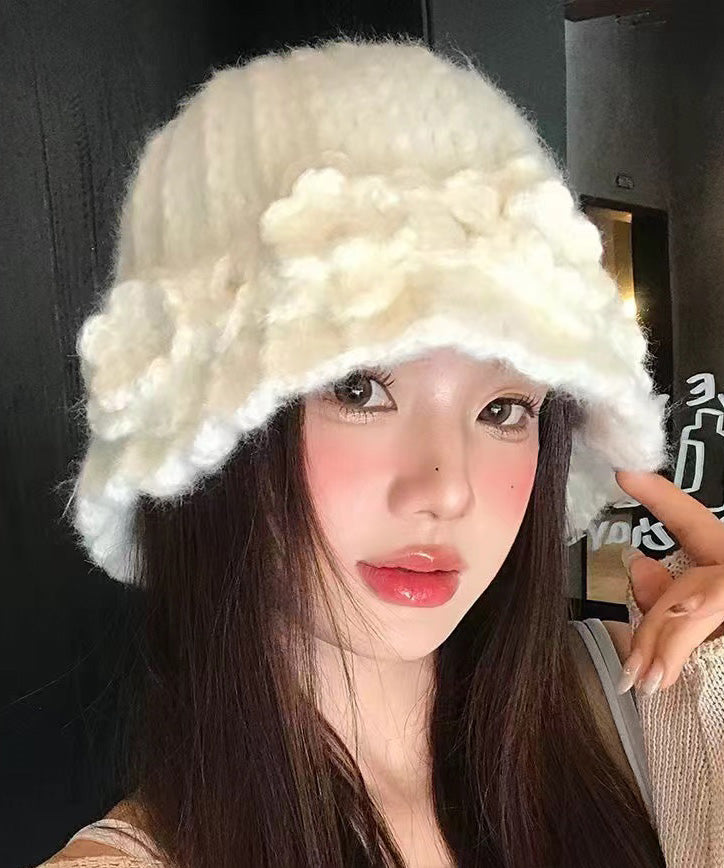 Stylish White Flower Warm Knitted Bucket Hat