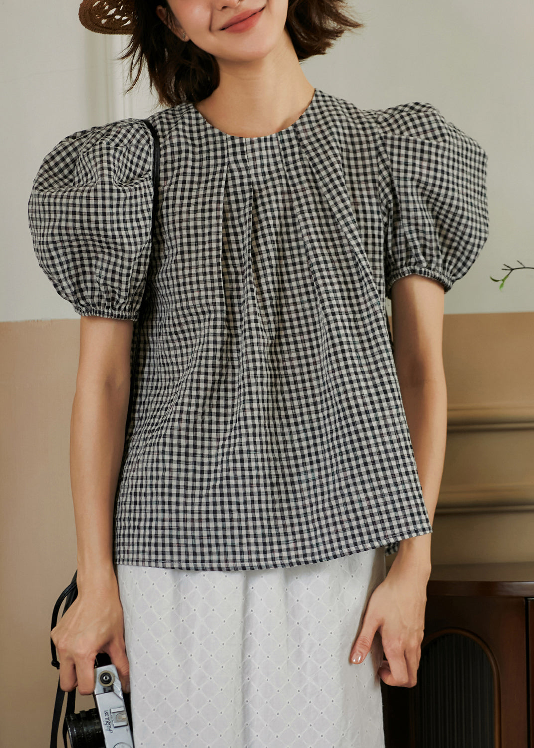 French O-neck Wrinkled Puff Sleeve Plaid Cotton Top