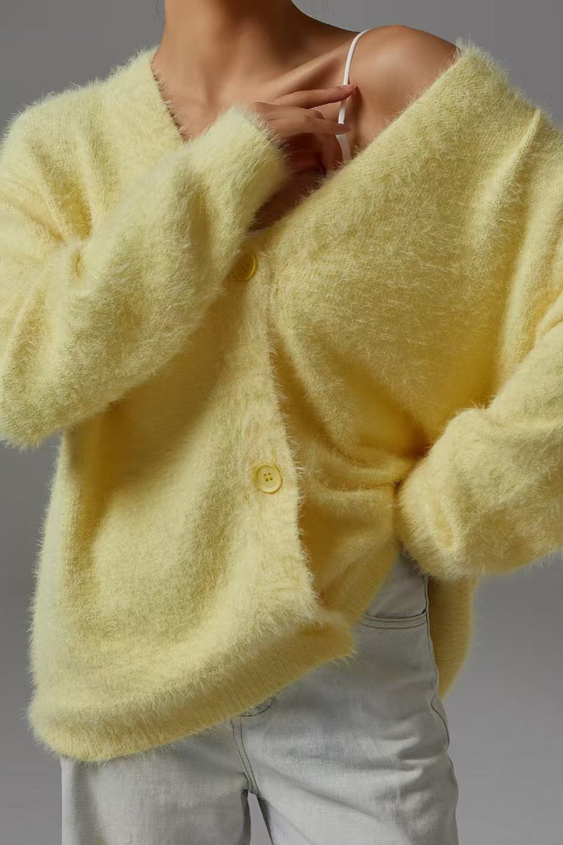 Gracefully Designed Cardigan