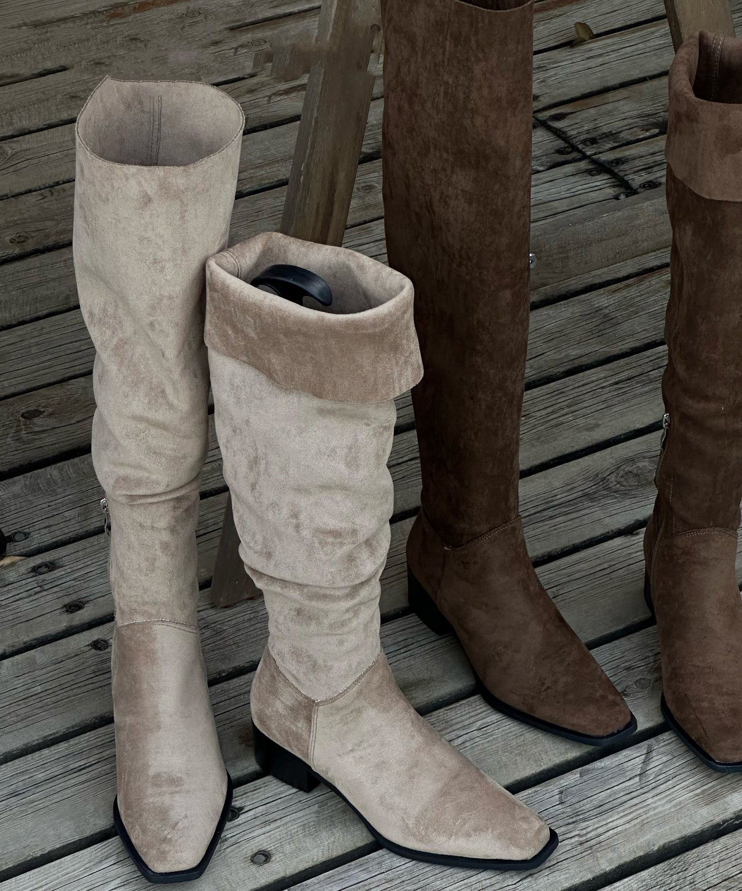 Zippered Splicing Chunky Boots Beige Suede