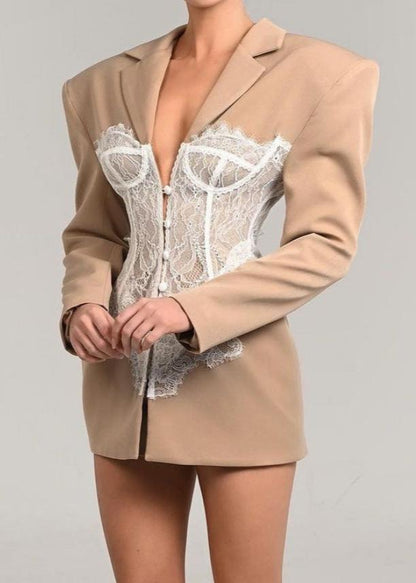 Beautifully Finished Garment in a Timeless Design