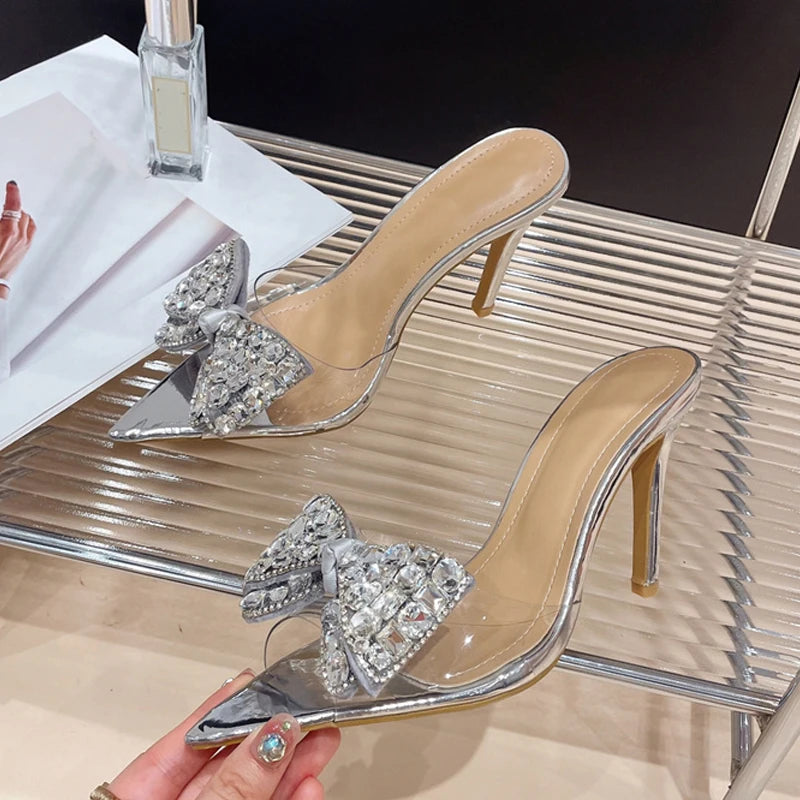 Classic Vintage Heels with a Flattering Fit