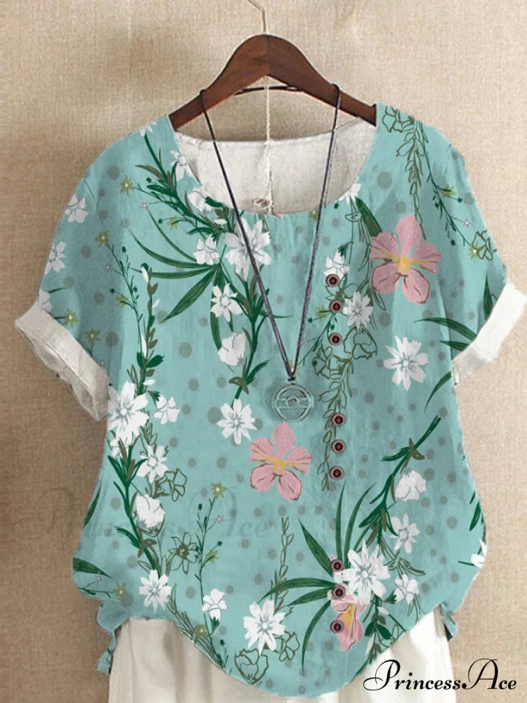 Timeless Vintage Style Blouse