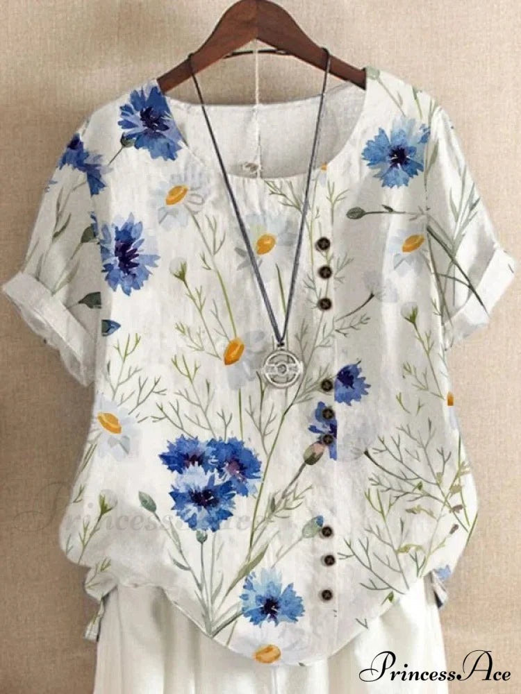 Timeless Vintage Style Blouse