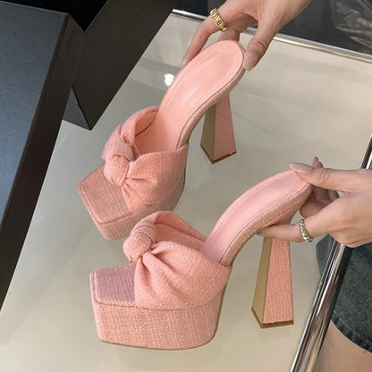 Well Tailored Heels with a Graceful Silhouette