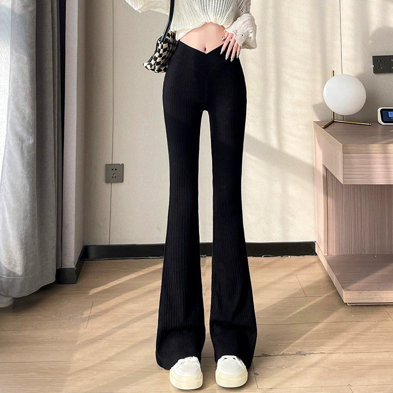Sophisticated Pants with a Clean Classic Look