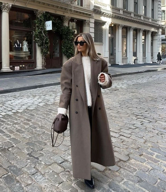 Classic Vintage Coat with a Flattering Fit