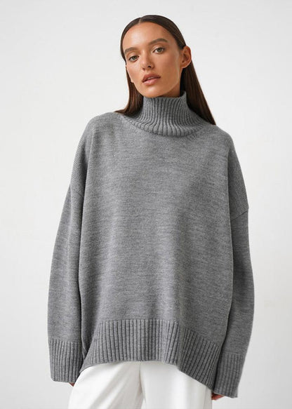 Effortlessly Elegant Sweater with a Timeless Design