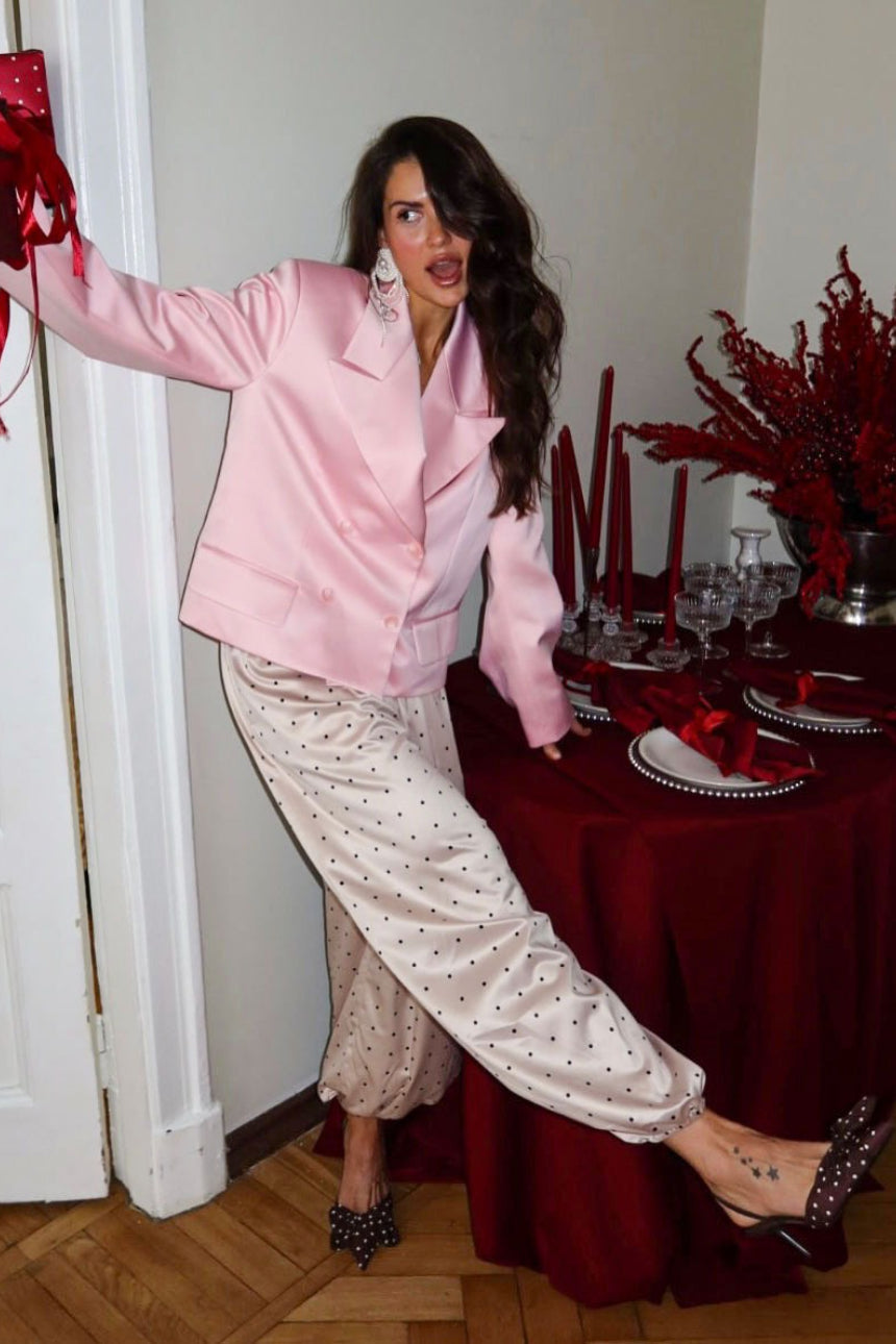 Gracefully Styled Pants for Any Occasion