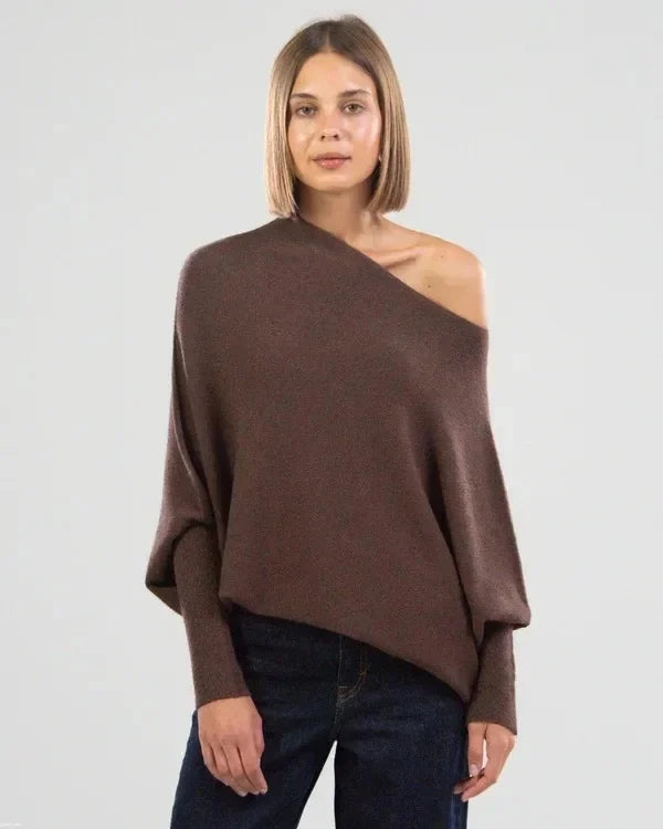 Elegantly Designed Pullover