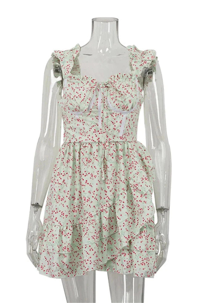 Gracefully Styled Dress for Any Occasion
