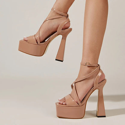 A Vintage Style Heels with Delicate Timeless Details