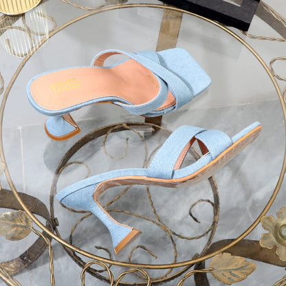 A Vintage Style Heels with Delicate Timeless Details