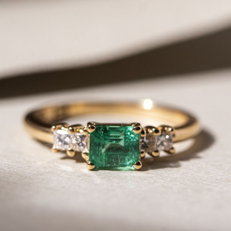 Green Glass Zirconia Gold Ring