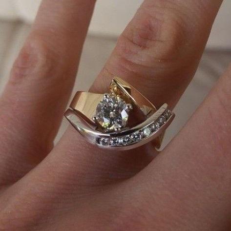 Anillo vintage de Zirconia irregular de oro y plata