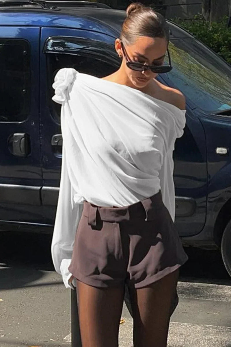 Timeless Vintage Style Blouse
