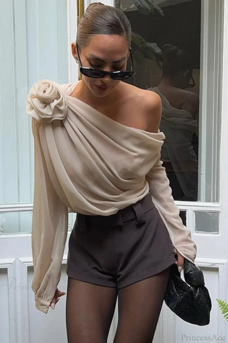 Timeless Vintage Style Blouse