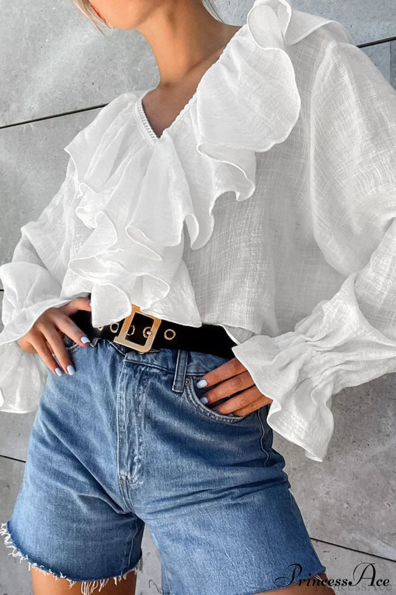 Elegantly Designed Pullover