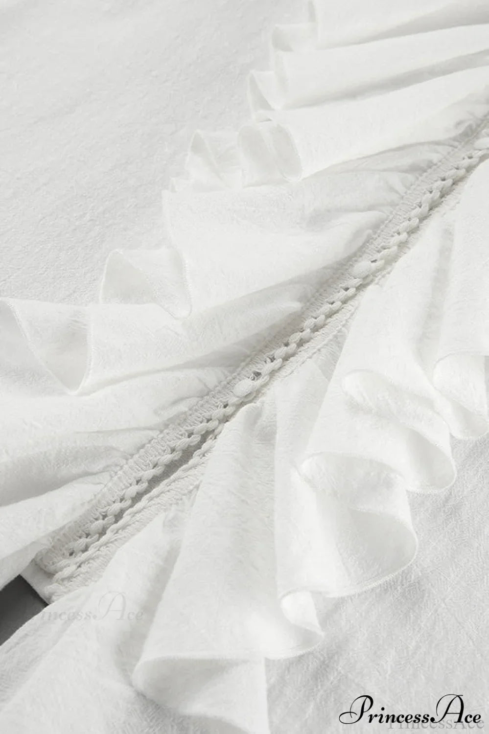 Elegantly Designed Pullover