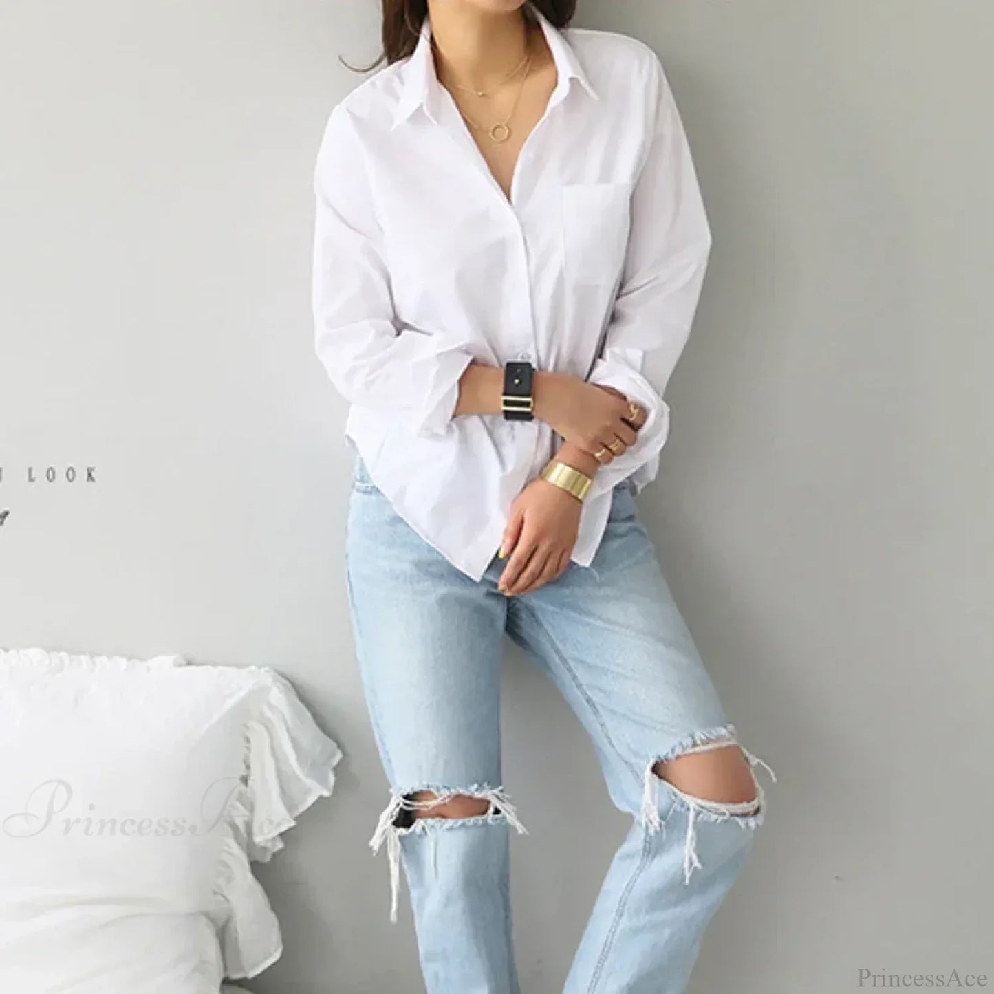 Timeless Vintage Style Blouse