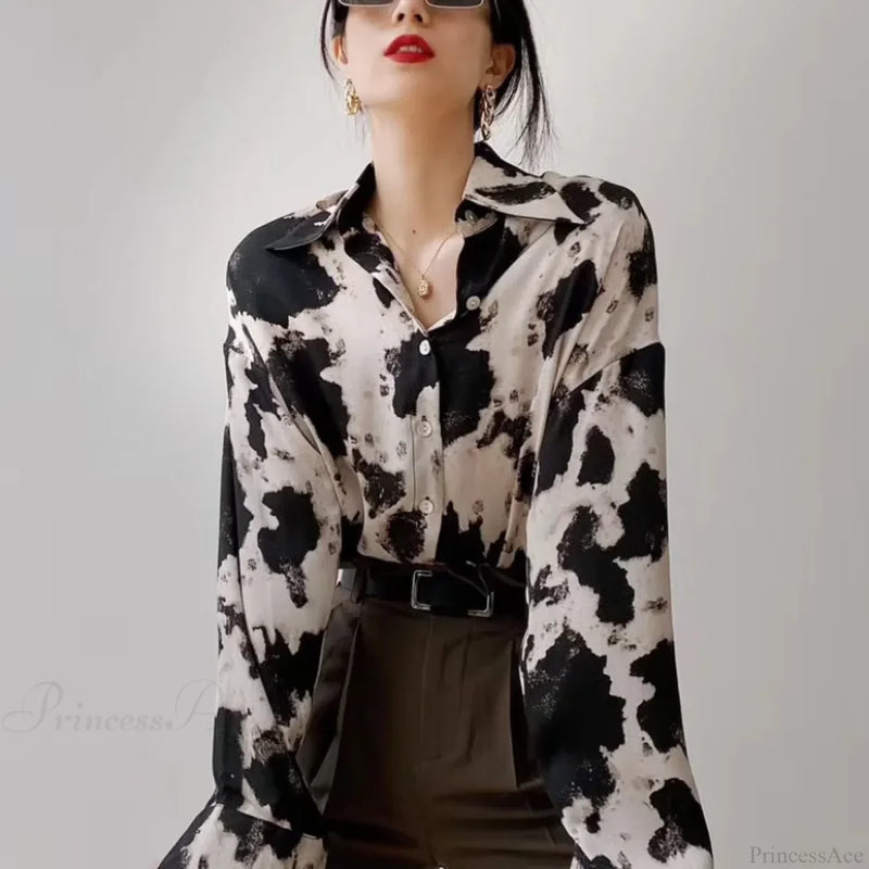 Timeless Vintage Style Blouse