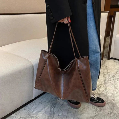 Classic Vintage Bag with a Flattering Fit