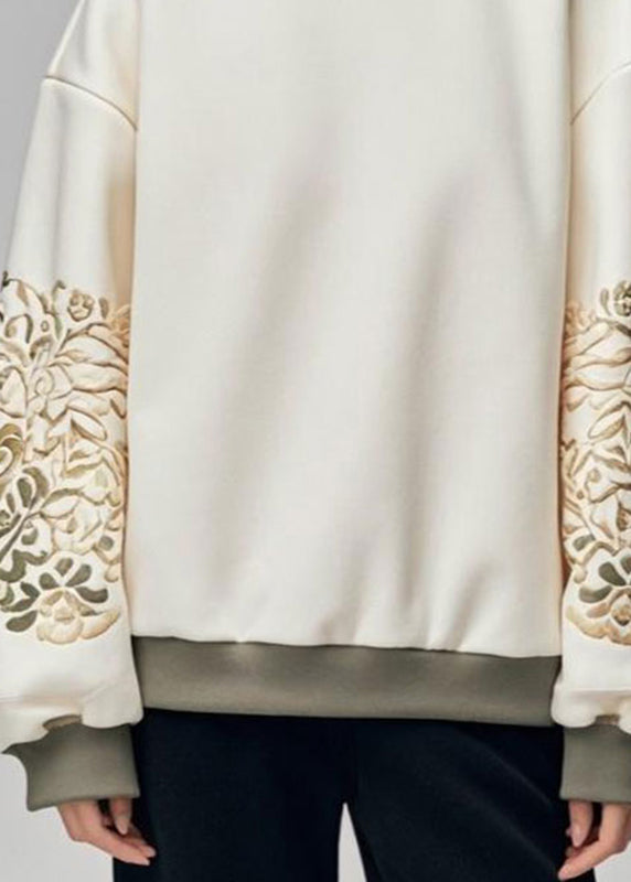 Handmade White O-neck Embroidered Sweatshirt Fall