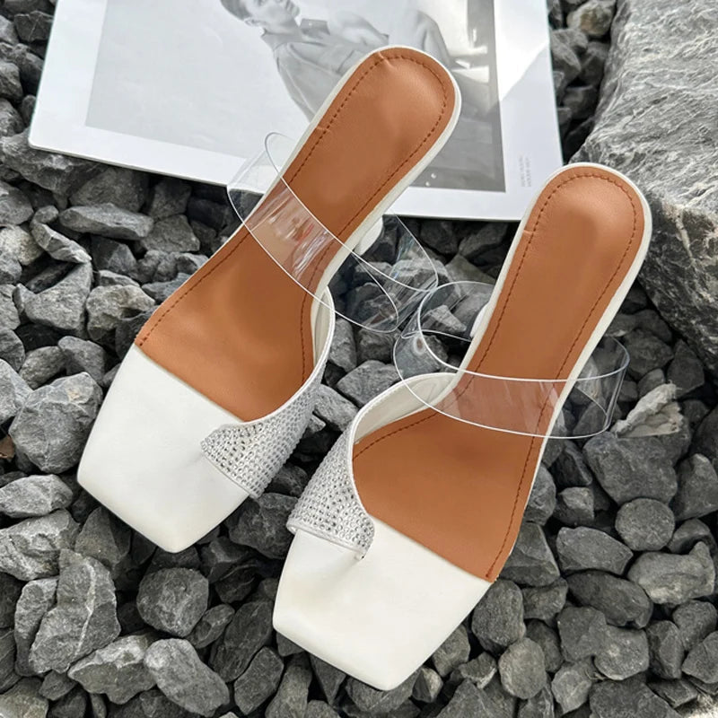 Polished Heels with an Effortless Classic Look