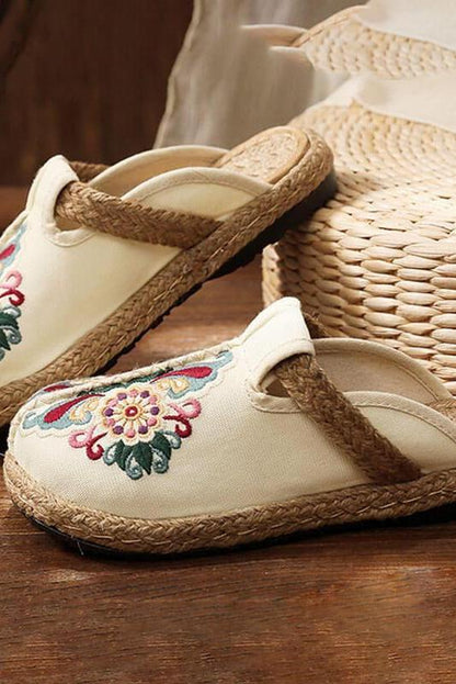 Retro Embroidered Shoes