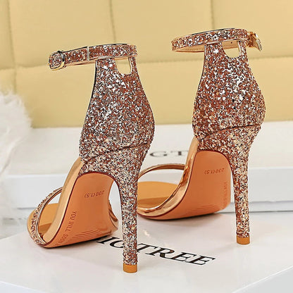 Well Tailored Heels with a Graceful Silhouette