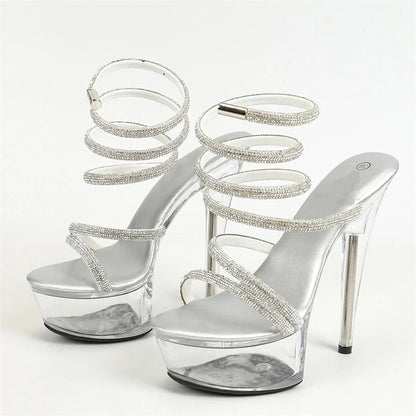 Effortlessly Elegant Sandals with a Timeless Design