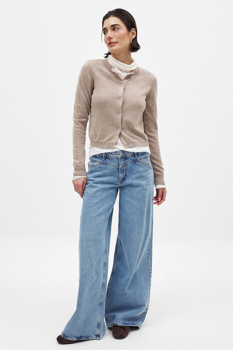 Elegantly Designed Cardigan