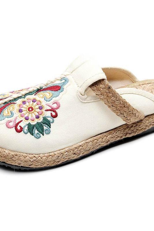 Retro Embroidered Shoes