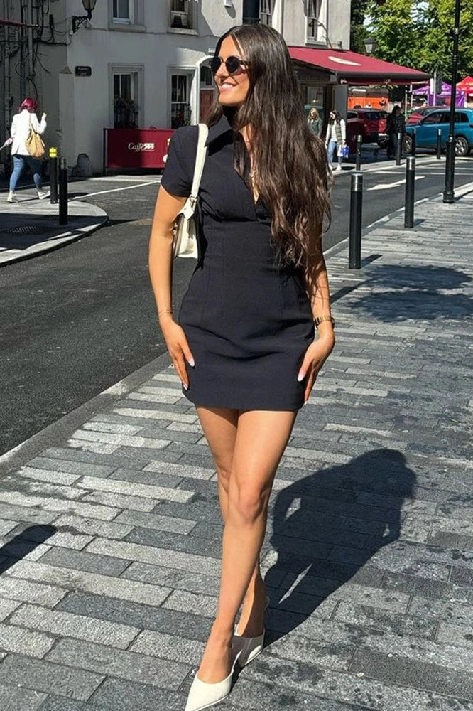 Polished Dress with an Effortless Classic Look