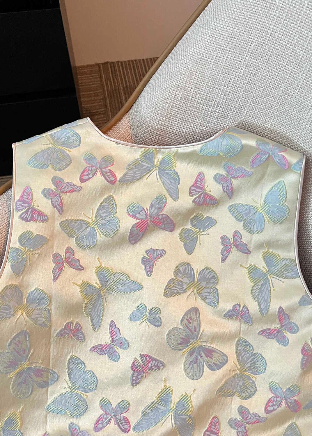 Tasseled Butterfly Chinese Button Silk Vest Sleeveless