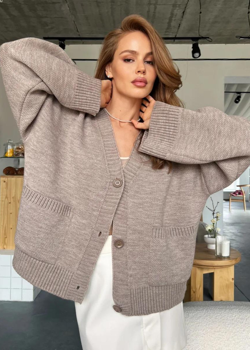 Classic Vintage & Enduringly Stylish Cardigan