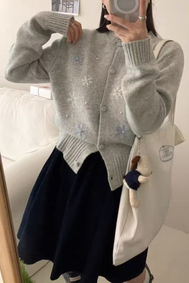 Timeless Vintage Style Cardigan