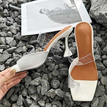Polished Heels with an Effortless Classic Look