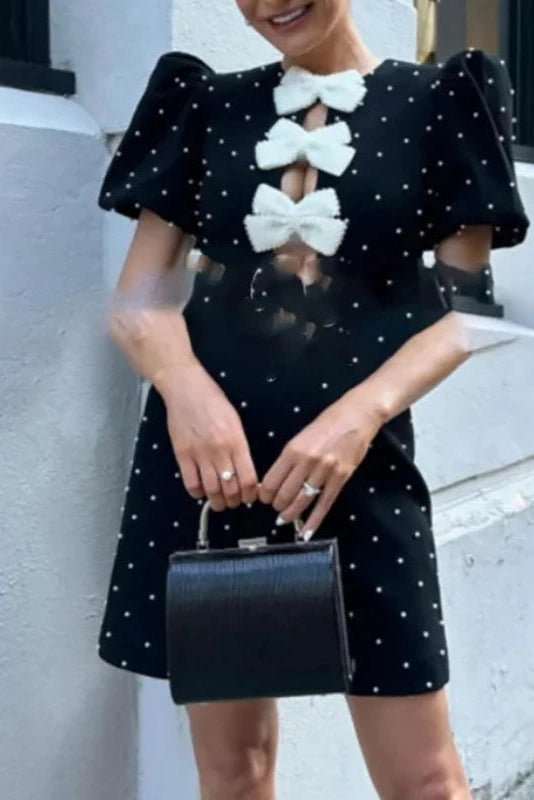 Classic Vintage Dress with a Flattering Fit
