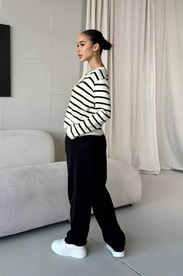 Gracefully Designed Cardigan